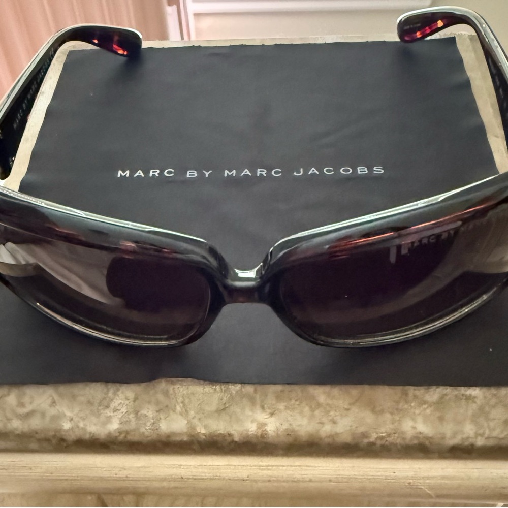 Marc Jacobs sunglasses (brown)
